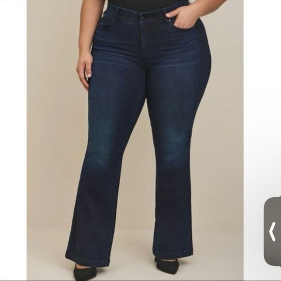Torrid Mid-Rise Flare Jeans - Picture 1 of 4